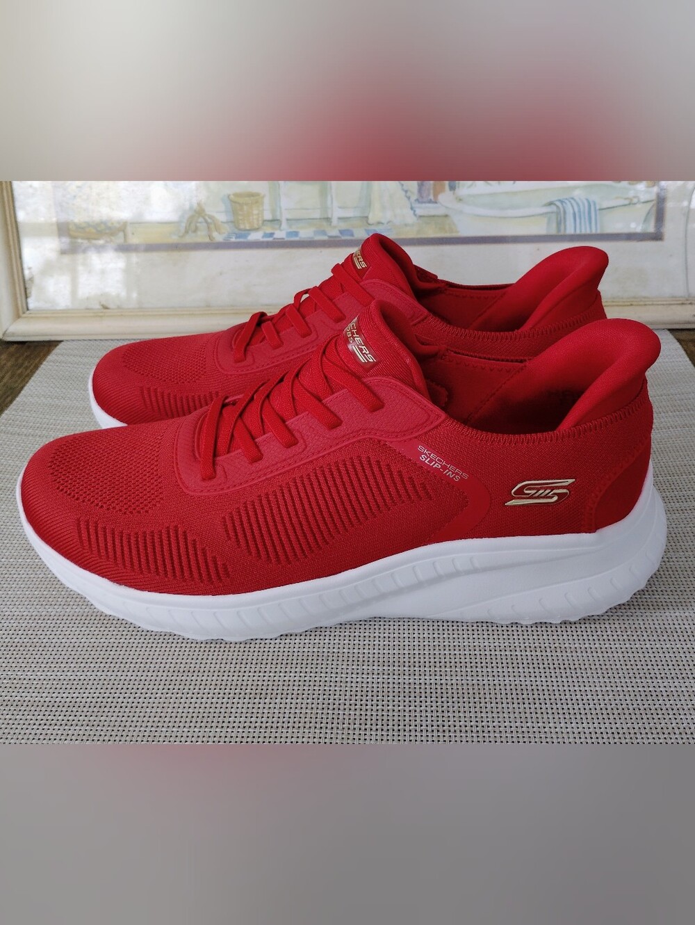 Women's Skechers "Slip-Ins:Bob's Sport Squad Chaos" Red Knit/White Shoe. Size 11